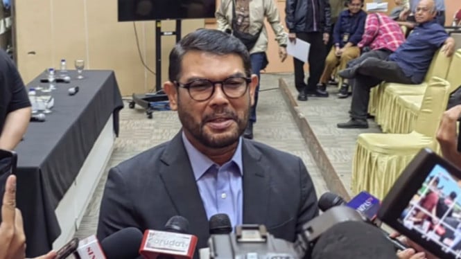 Anggota Komisi III DPR RI Nasir Djamil di Kompleks Parlemen