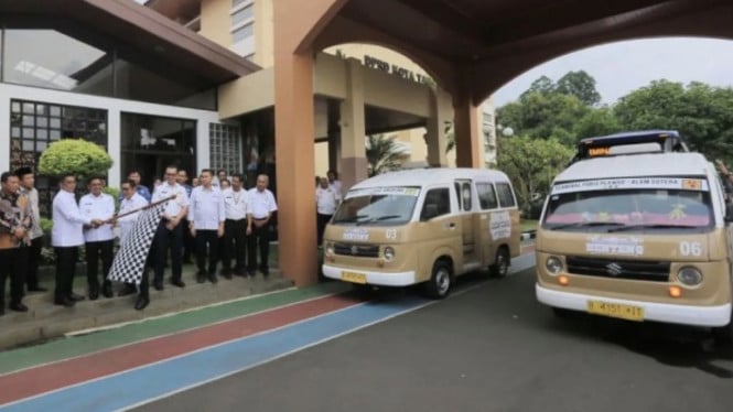 Angkot Si Benteng