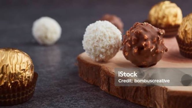 Ilustrasi bola-bola cokelat