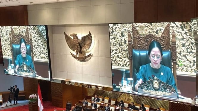 Rapat Paripurna DPR ke-5 yang digelar di Jakarta, Selasa (23/9/2025)