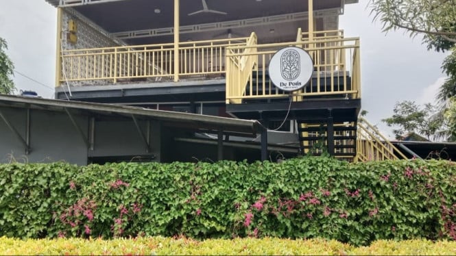 Caffe De Poris Coffee and Eatery