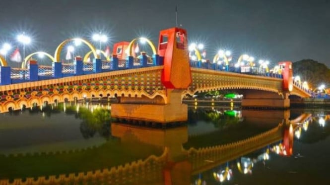 Sungai Cisadane Kota Tangerang.
