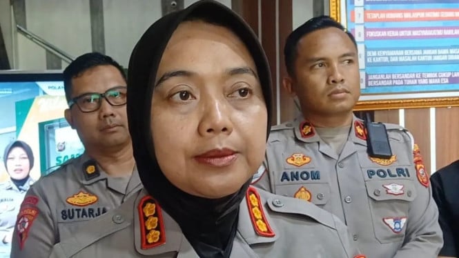 Kepala Polresta Cirebon memberikan keterangan Senin (6/10)