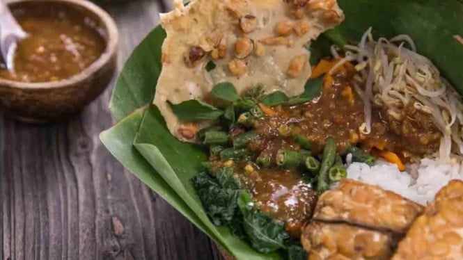 Nasi Pecel Khas Madiun