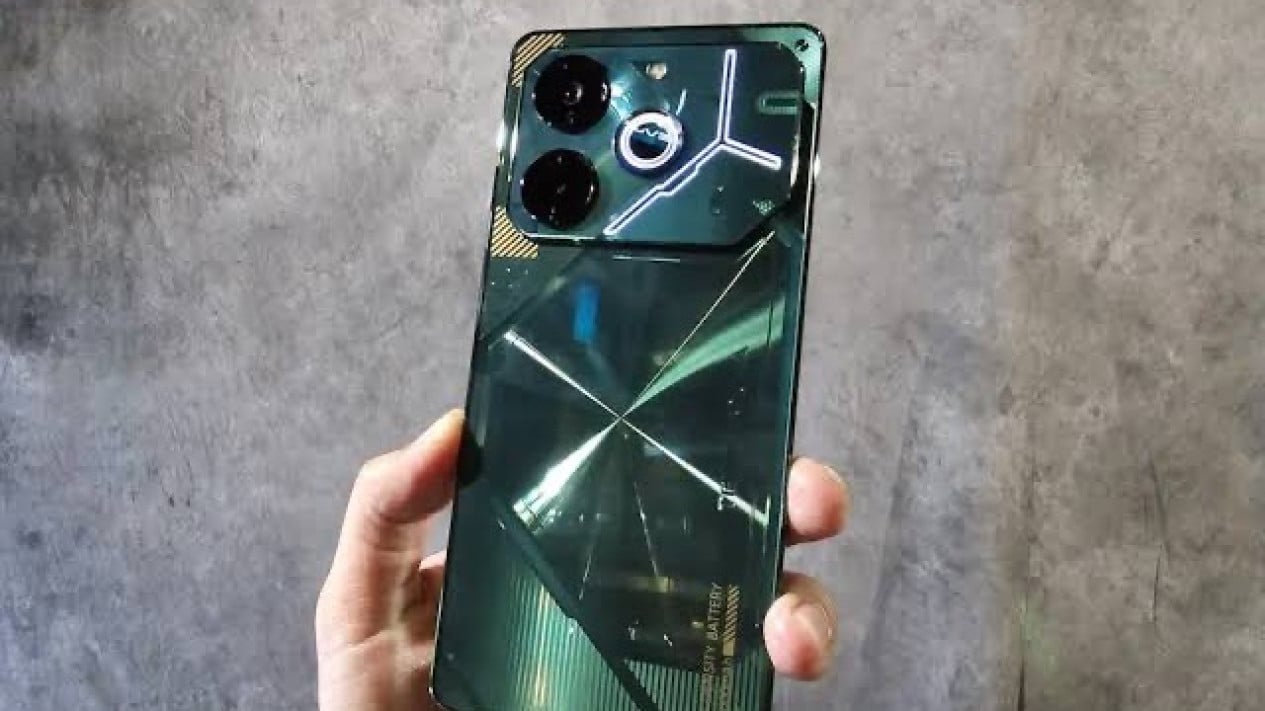 Tecno Pova 6