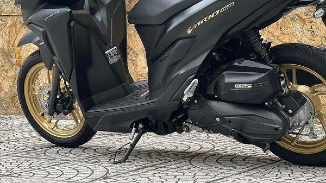 Bahaya Mematikan Motor Matic Pakai Standar Samping