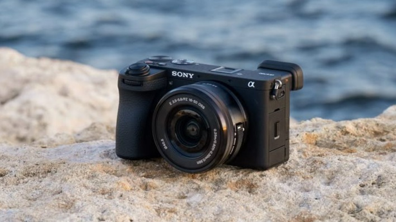 Sony a6700