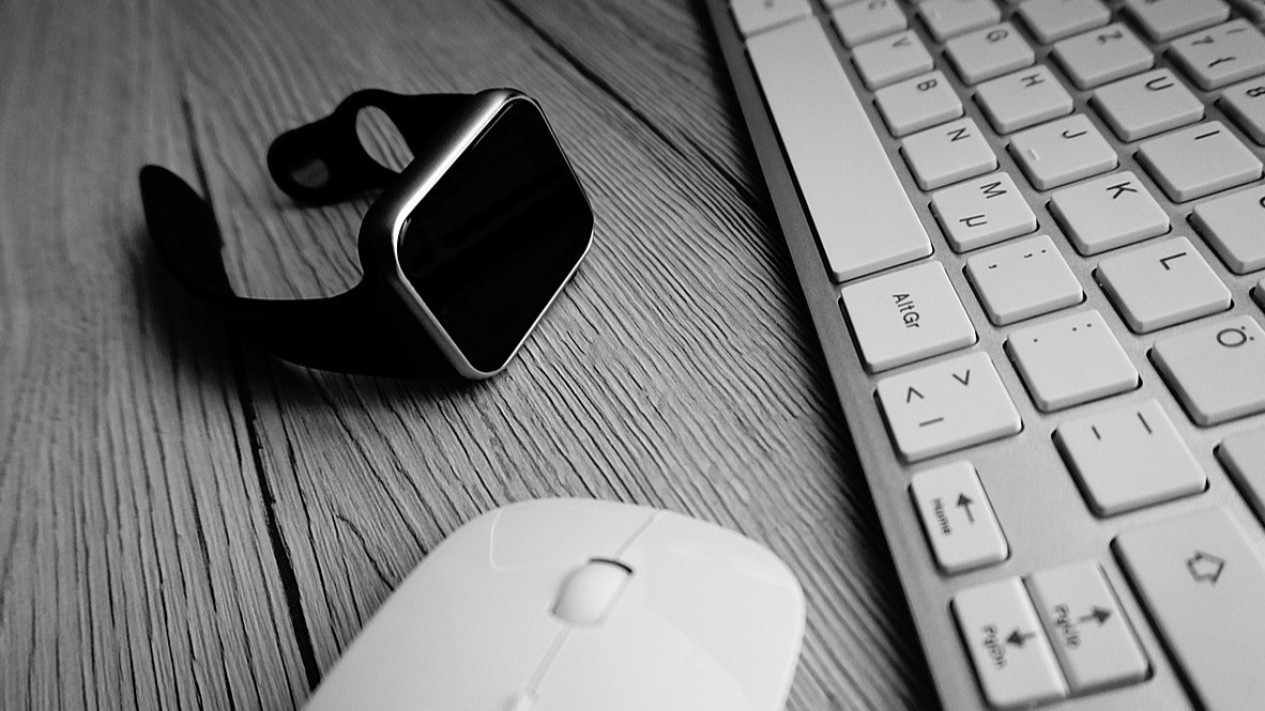 Smartwatch with Keyboard