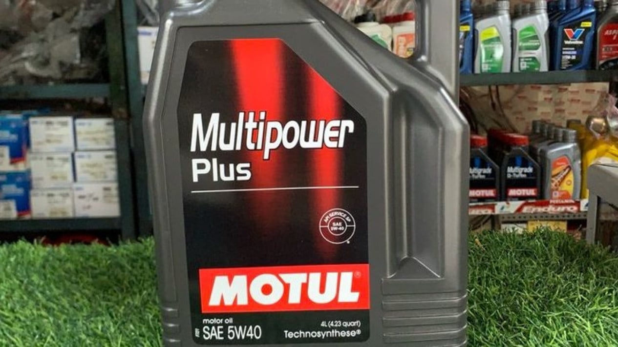 Oli Motul 5W-40