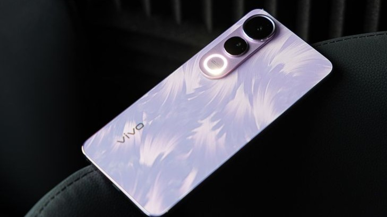 Vivo V50 Lite