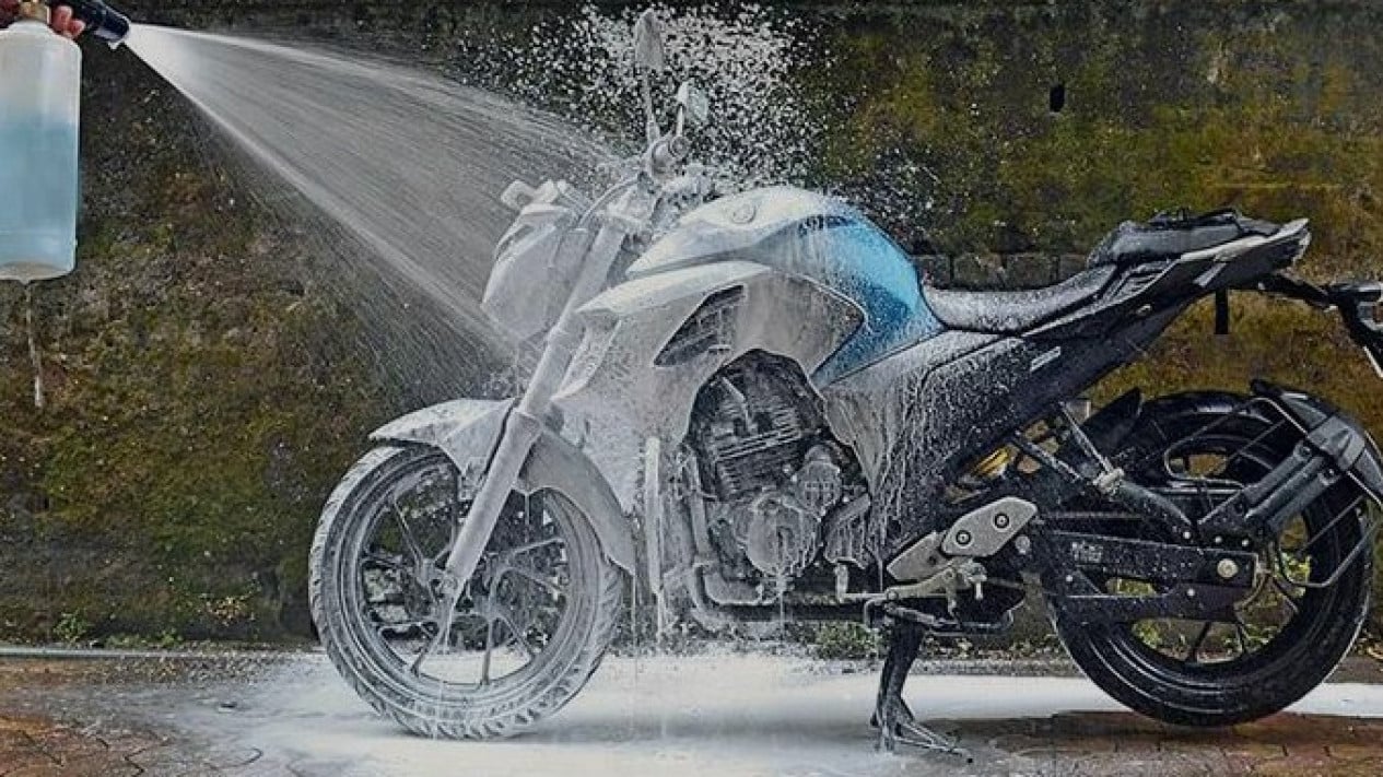 Cara Membuat Sabun Cuci Motor