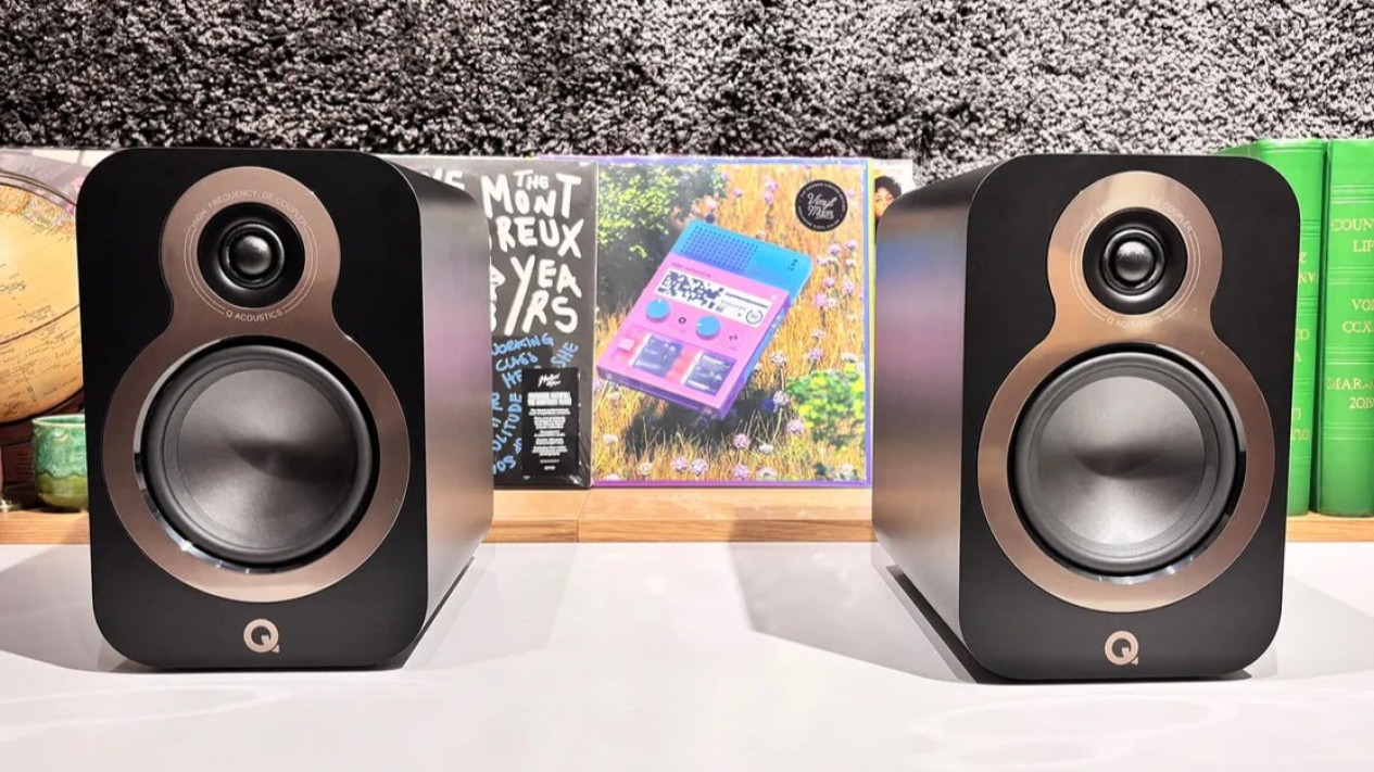 Q ACOUSTICS 3020C