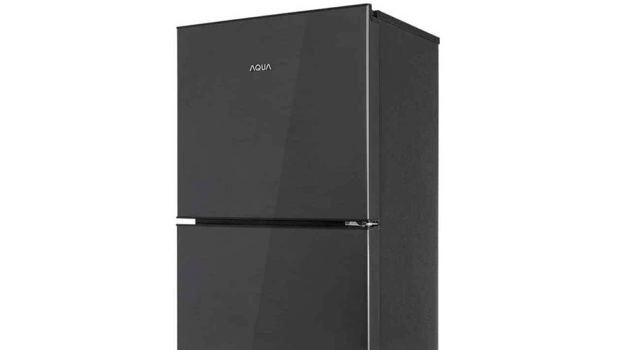 Kulkas 2 Pintu AQUA Japan 169 Liter AQR-D251