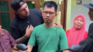 Penyerahan Motor yang Telah Dimodifikasi Penyerahan Motor yang Telah Dimodifikasi