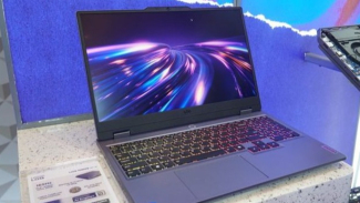 Lenovo LOQ 15 IRX9 Lenovo LOQ 15 IRX9