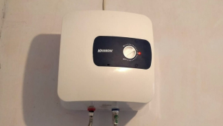 Krisbow Water Heater Listrik 15L Krisbow Water Heater Listrik 15L