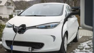 Infrastruktur Pengecasan Mobil Listrik di Rumah, Pasang Baru atau Tambah Daya?