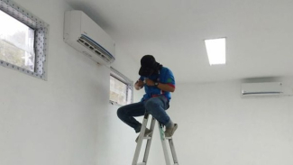 Ilustrasi Service AC