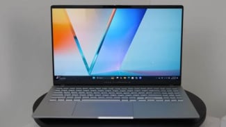 Asus Vivobook S 15 OLED S550 Asus Vivobook S 15 OLED S550
