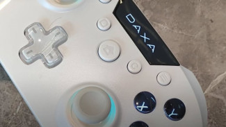 Daxa Dyron AX9