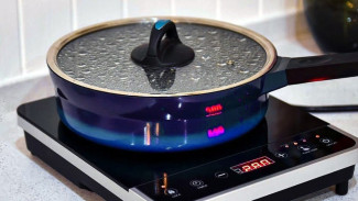 Kompor Induksi Aman untuk Keluarga: Kurumi KH-303 Hadirkan Desain Estetik dan Pemanasan Cepat