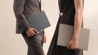 ASUS Zenbook A14 Cuma 880 Gram, Laptop Windows Paling Ringan 2025?