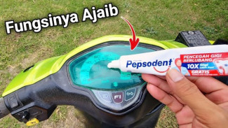 Tips Sederhana Memanfaatkan Pasta Gigi dan Tisu untuk Kaca Helm dan Spion Motor yang Jernih