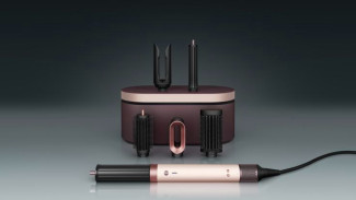 Dyson AirWrap Baru vs Lama, Mana yang Lebih Worth It untuk Rambut Keriting?