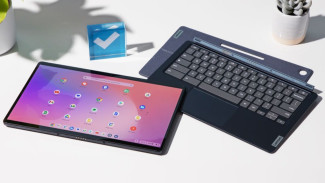 Lenovo Ideapad Duet 5 vs Advan Evo X13, Tablet Windows Mana Lebih Cocok untuk Kerja?