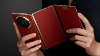 Huawei Mate XT Ultimate Ponsel Mewah Handcrafted yang Bikin Iri!