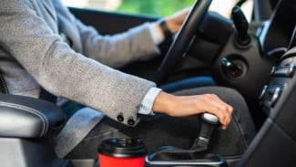 Kebiasaan Buruk Ini Bikin Mesin Mobil Cepat Rusak, Jangan Sampai Salah!