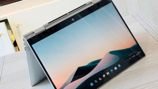 HP ENVY X360 14 Laptop Fleksibel Layar OLED 2K Gaming Editing Video Lancar Jaya