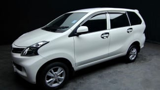 8 Rekomendasi Mobil Bekas Terbaik di Bawah 100 Juta yang Bikin Kantong Tetap Aman