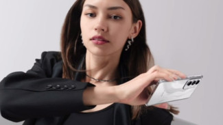 Oppo Reno 12 Punya Kamera Selfie 32MP Sultan Hasilnya Jernih Kayak DSLR Entry Level