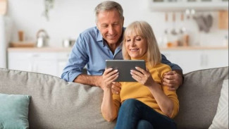 7 Tablet SIM Card Paling Ramah Lansia, Layar Besar Mudah Dipakai
