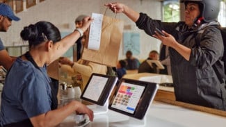 Tablet SIM Card Terbaik 2026 yang Bikin Kasir Retail Kerja Tanpa WiFi