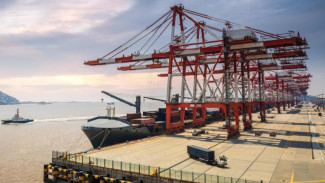 Pelabuhan Raksasa Ini Tetap Kencang di 2026 Meski Beralih ke Energi Listrik
