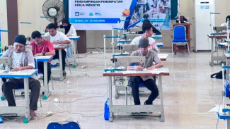 30 Penyandang Disabilitas Brebes Dilatih Menjahit Siap Masuk Industri