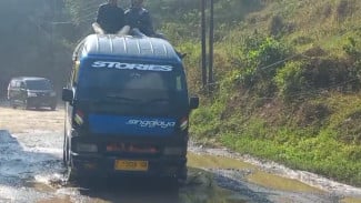 Bupati dan Kadis PUPR Garut Dipolisikan, Gegara Jalan 