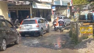 Kadis PUPR Garut Bantah, Biarkan Jalan Banjarwangi-Singajaya-Peundeuy Rusak