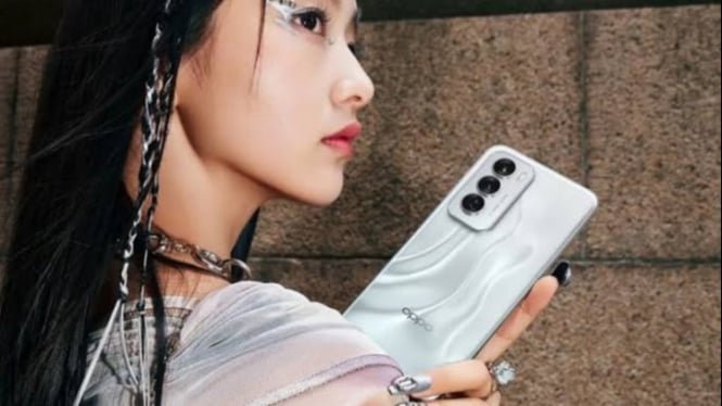 Oppo Reno 13F