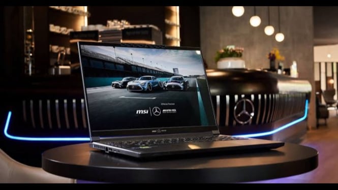 MSI Stealth 18 Mercedes-AMG