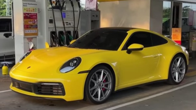 Sport Porsche 911 Buat Harian di Jakarta