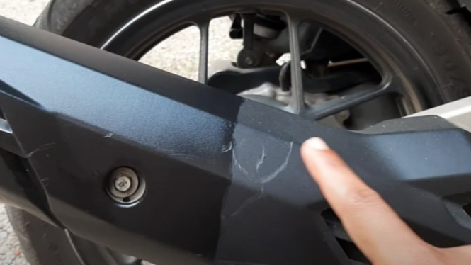 Oli Bekas Bisa Bikin Body Motor Hitam Mengkilap