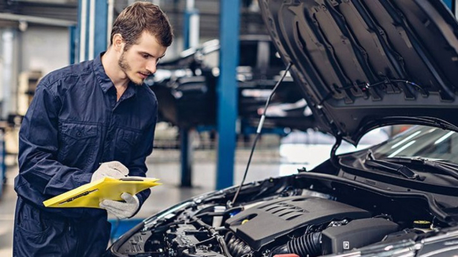 Service Mobil 100.000KM
