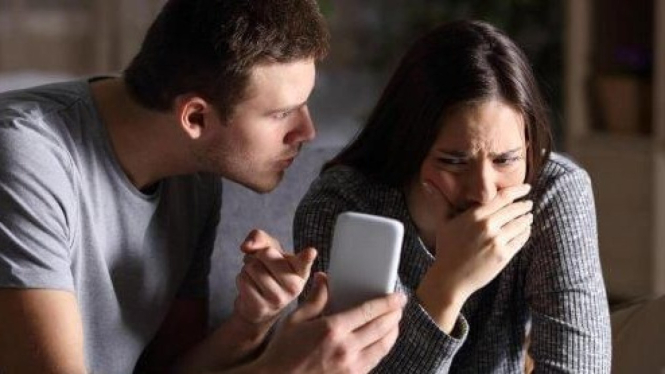 Cara Sadap WhatsApp Pasangan Tanpa Aplikasi