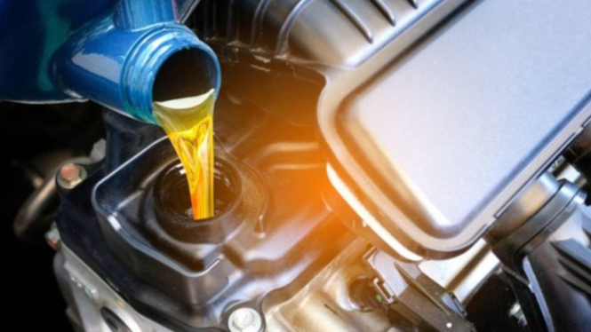 Rekomendasi Oli Motor Matic