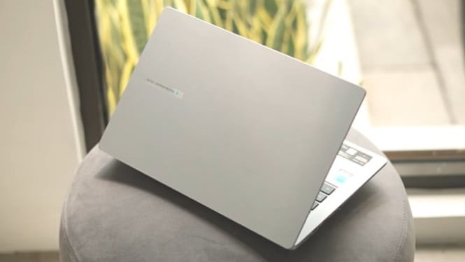 Review ASUS EXPERTBOOK P1403CVA S63850WS