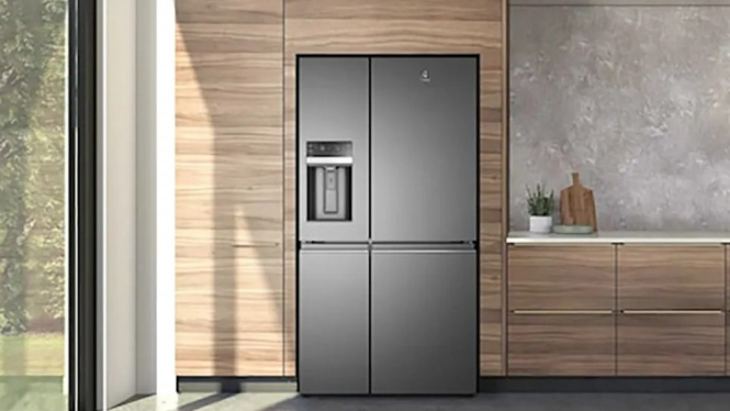 Electrolux EQE6879A-B, Kulkas 4 Pintu