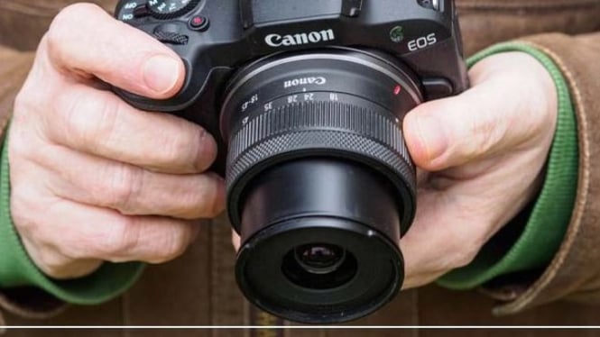 Kamera Mirrorless Terbaik
